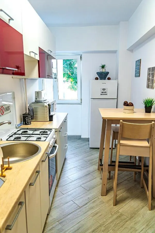 Apartment Hacienda Arhitectura - City Center Modern Studio Bucharest